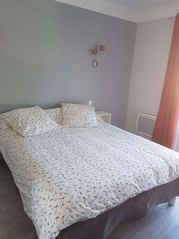 Bed and Breakfast La Combe Joseph Remoulins Esterno foto