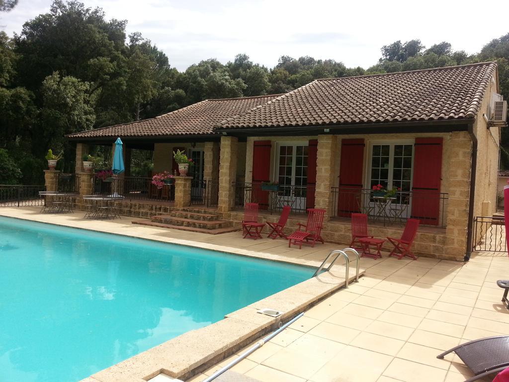 Bed and Breakfast La Combe Joseph Remoulins Esterno foto
