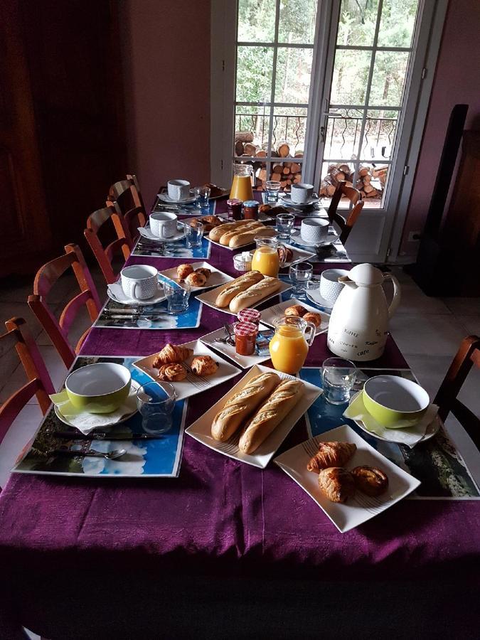 Bed and Breakfast La Combe Joseph Remoulins Esterno foto