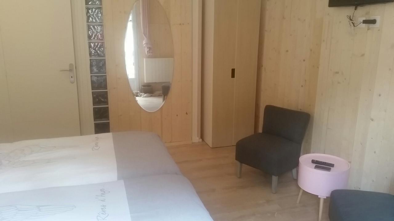 Bed and Breakfast La Combe Joseph Remoulins Esterno foto
