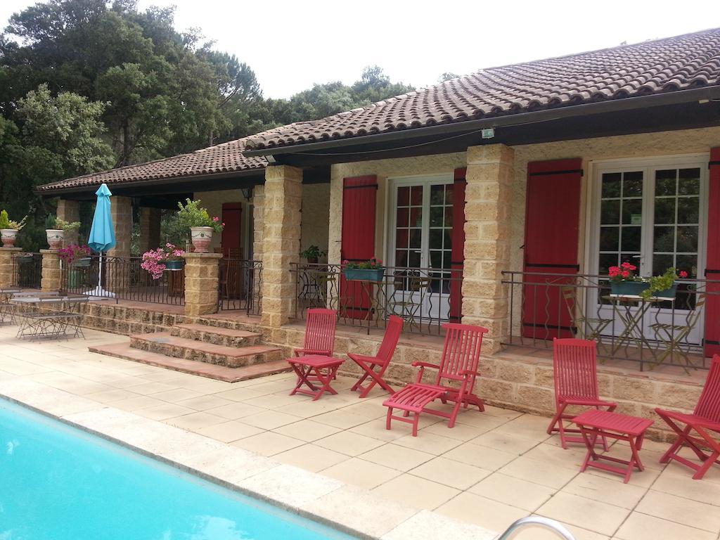 Bed and Breakfast La Combe Joseph Remoulins Esterno foto