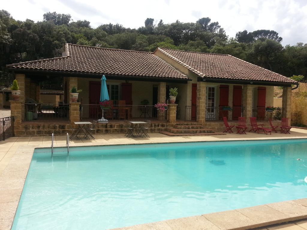 Bed and Breakfast La Combe Joseph Remoulins Esterno foto