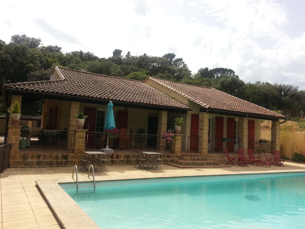 Bed and Breakfast La Combe Joseph Remoulins Esterno foto