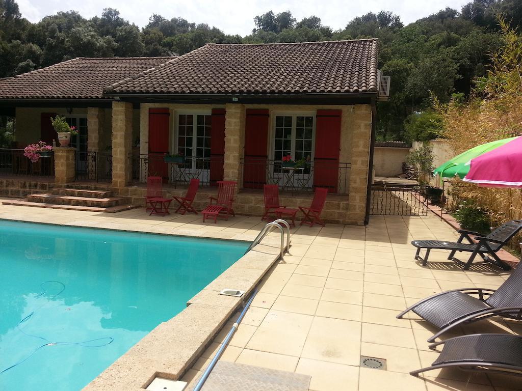 Bed and Breakfast La Combe Joseph Remoulins Esterno foto